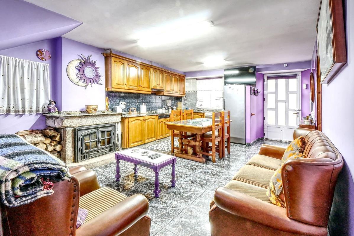 Properties for sale and rent in Spain photo 2