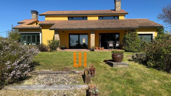 Casa o chalet independiente en Miño photo 1