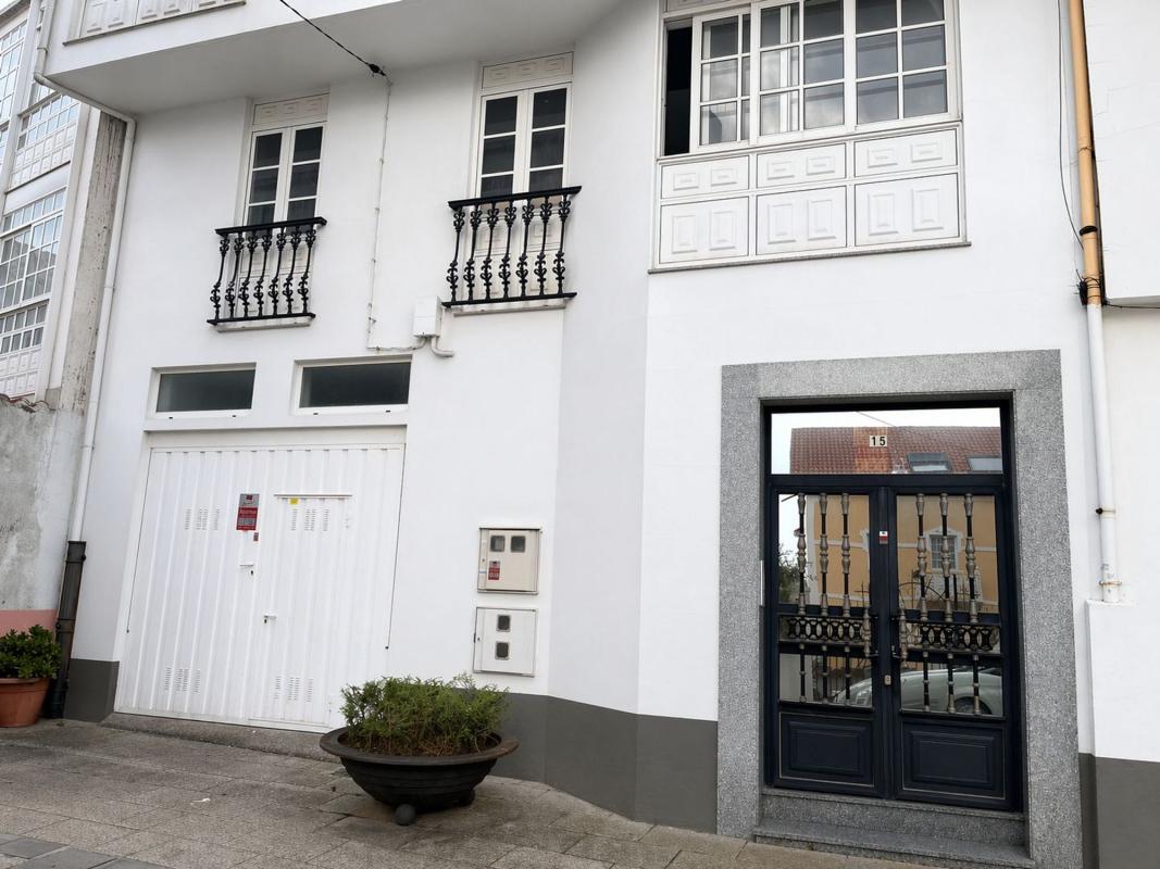 Propiedades en venta y alquiler en España photo 2
