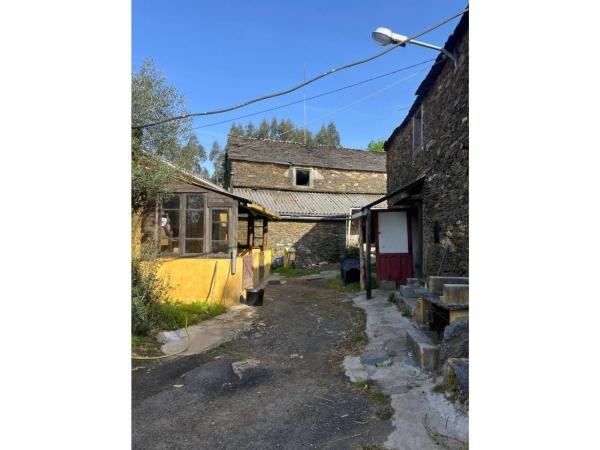 Продаётся загородный участок в Finca rústica en Lugar Carballido, Irixoa , Ириксуа photo 1