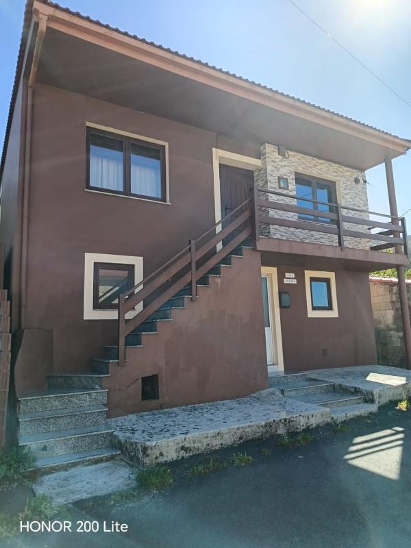 Недвижимость на продажу и в аренду в Испании photo 1