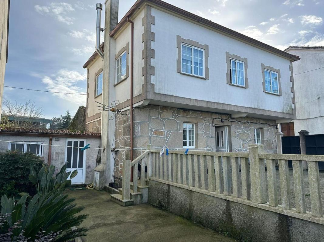 Properties for sale and rent in Spain photo 4