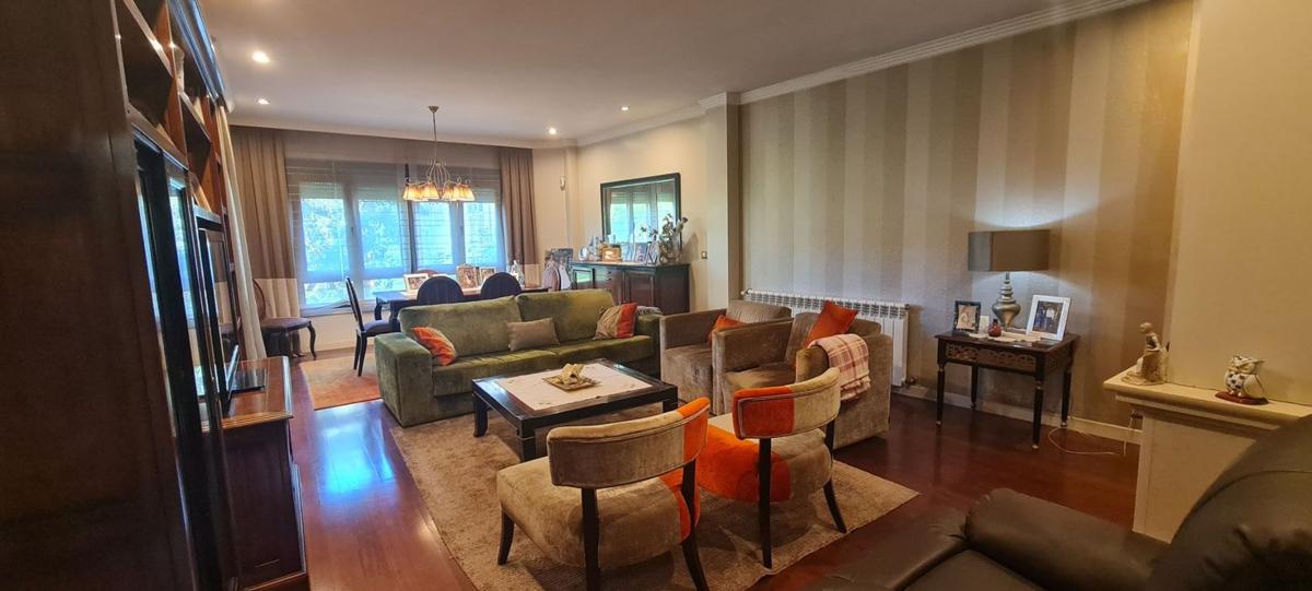 Properties for sale and rent in Spain photo 4