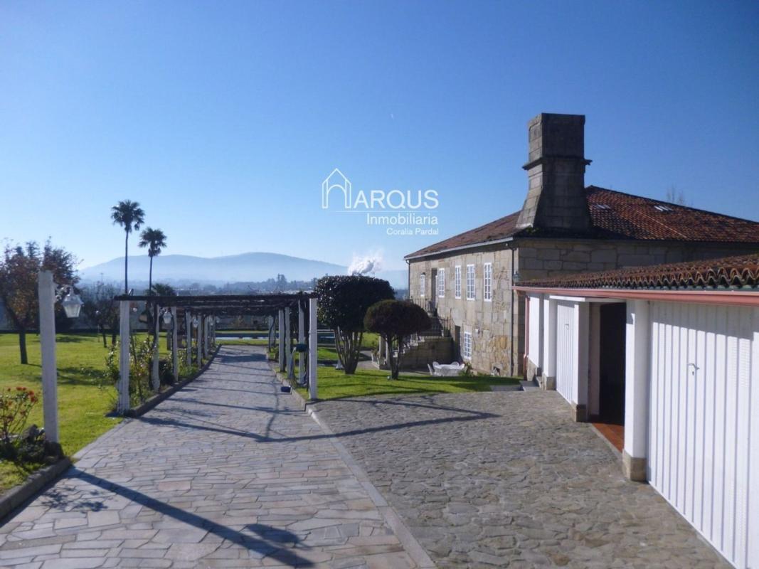 Sale of independent chalet in Casa o chalet en Padron, Padron
photo 5