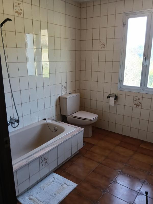Properties for sale and rent in Spain photo 2