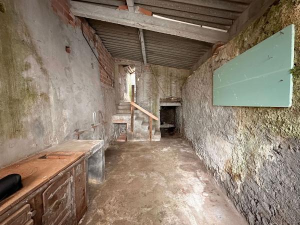 Chalet independiente en venta en Casa o chalet en Sarela Arriba, Campus norte - S.Caetano, Santiago de Compostela, Santiago de Compostela
 photo 4