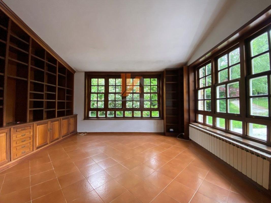 Properties for sale and rent in Spain photo 3