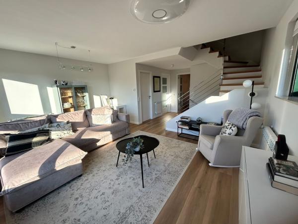 Chalet adosado en Campus norte - S.Caetano, Santiago de Compostela thumbnail 2