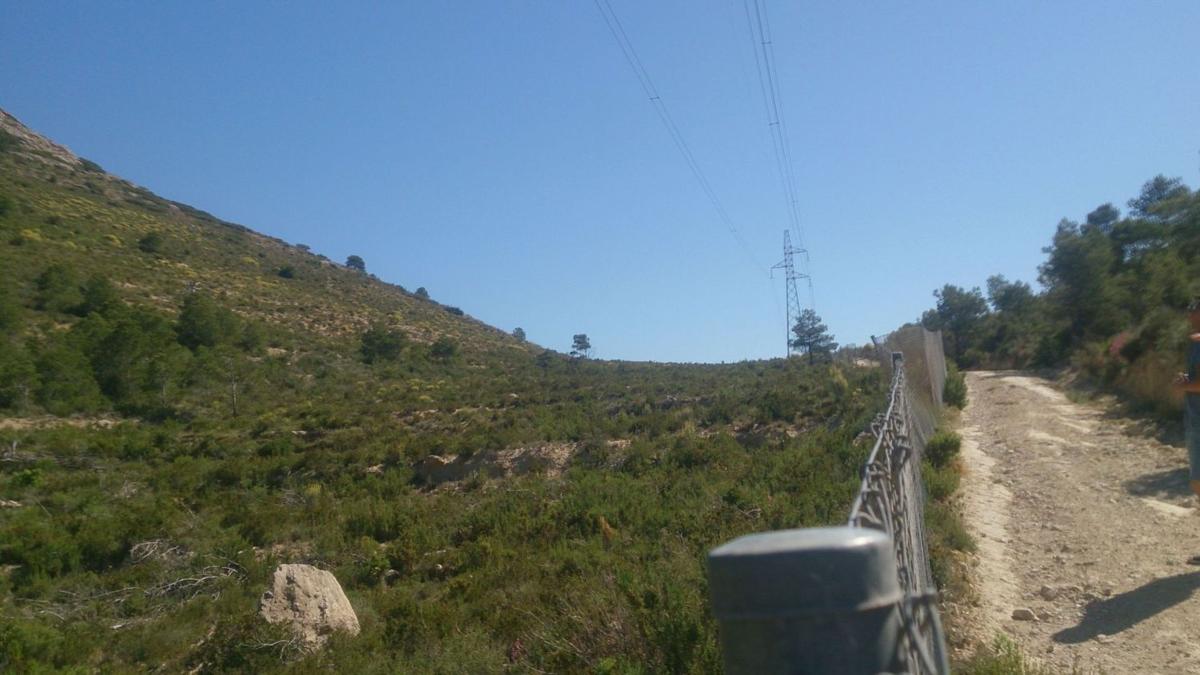Terreno en venta en Finestrat, Alicante photo 2