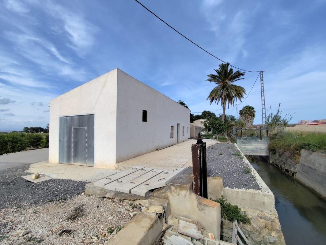 Terreno en venta en Almoradí, Alicante photo 1