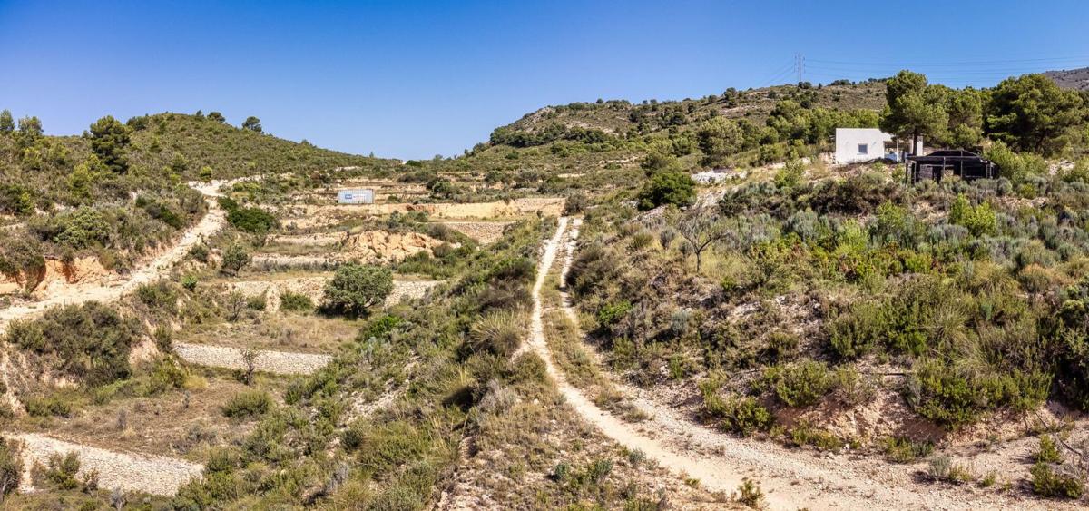 Terreno en venta en Jijona / Xixona, Alicante photo 4