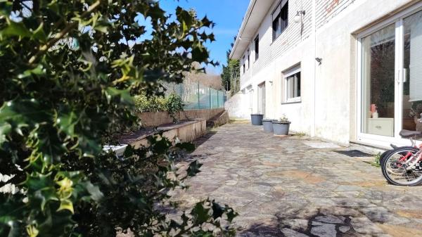 Casa o chalet independiente en Calle Carballo, Teo thumbnail 2