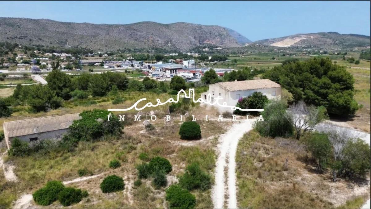 Terreno en venta en Teulada, Alicante photo 1