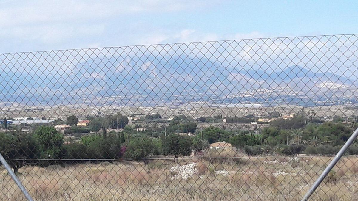 Terreno en venta en Mutxamel, Alicante photo 3