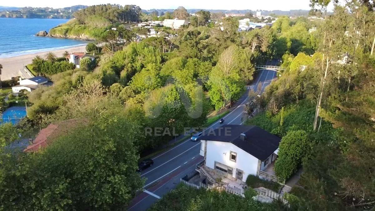 Sprzedaż niezależnego domku jednorodzinnego w Casa o chalet en Avenida Ernesto Che Guevara, 122, Perillo, Oleiros, Oleiros photo 1