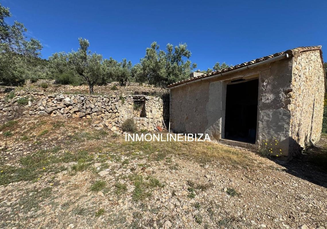 Terreno en venta en Tarbena, Alicante photo 5