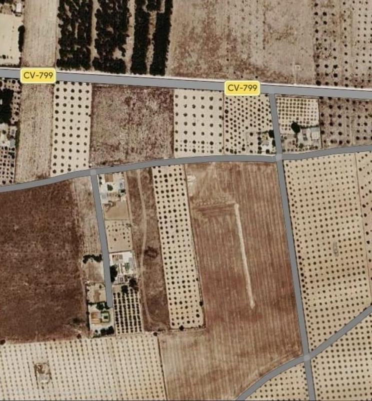 Terreno en venta en Villena, Alicante photo 4