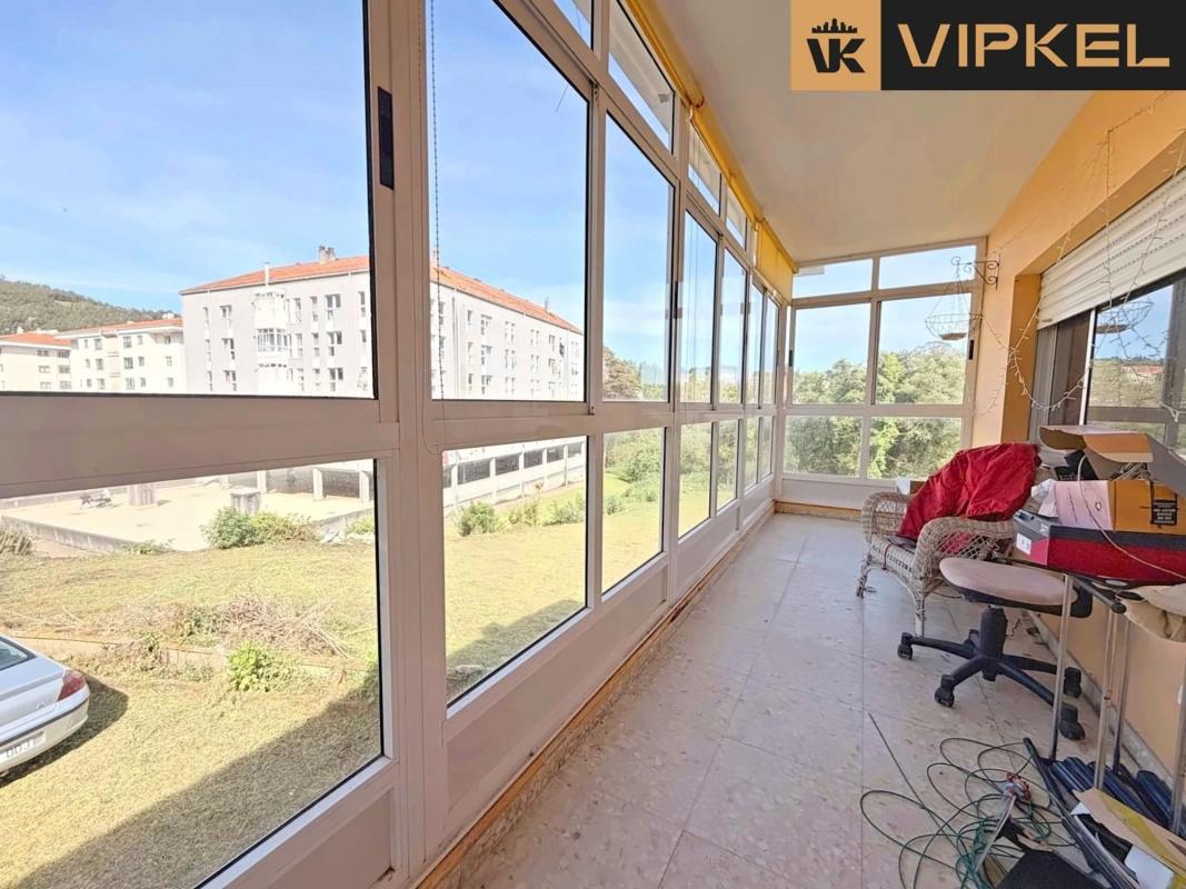Propiedades en venta y alquiler en España photo 1
