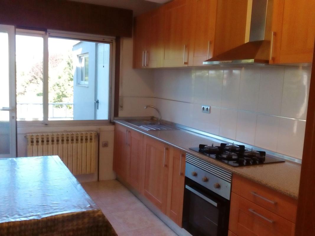 Properties for sale and rent in Spain photo 2