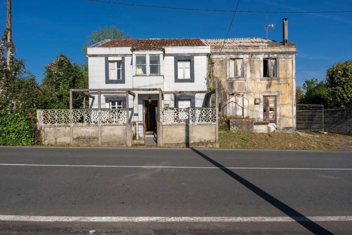 Properties for sale and rent in Spain photo 1