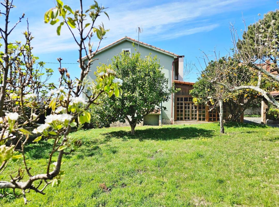 Properties for sale and rent in Spain photo 4