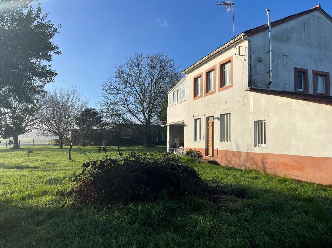 Properties for sale and rent in Spain photo 2