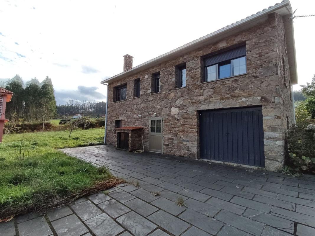 Properties for sale and rent in Spain photo 5