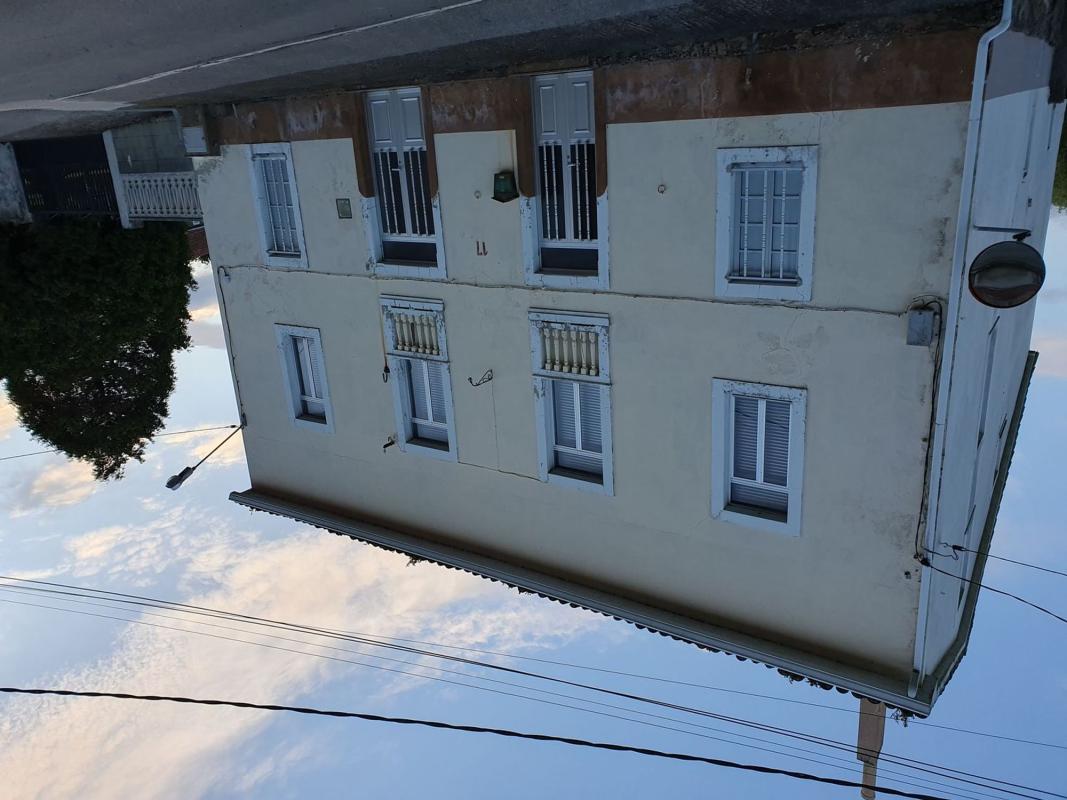 Properties for sale and rent in Spain photo 2