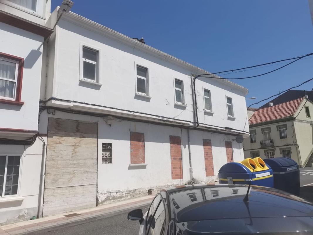 Properties for sale and rent in Spain photo 2