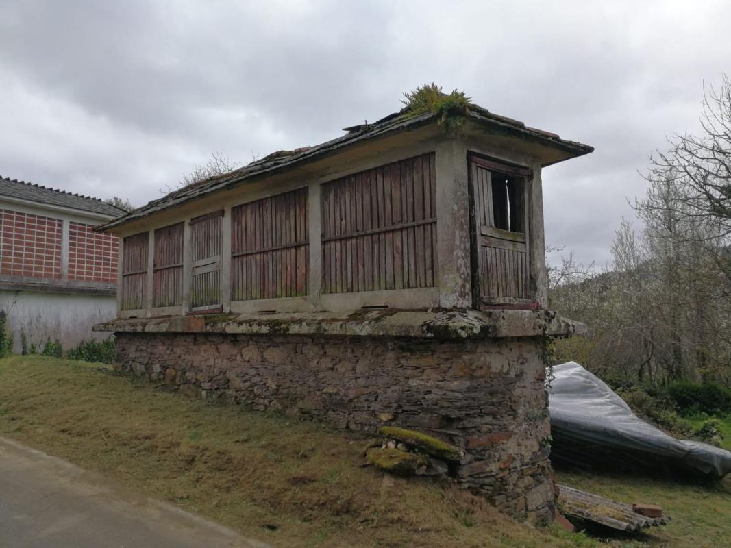 Properties for sale and rent in Spain photo 4