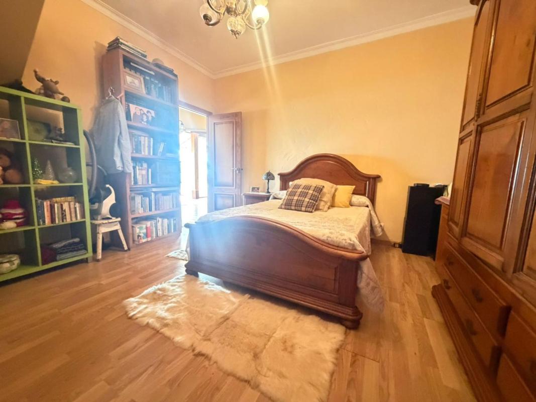 Properties for sale and rent in Spain photo 3