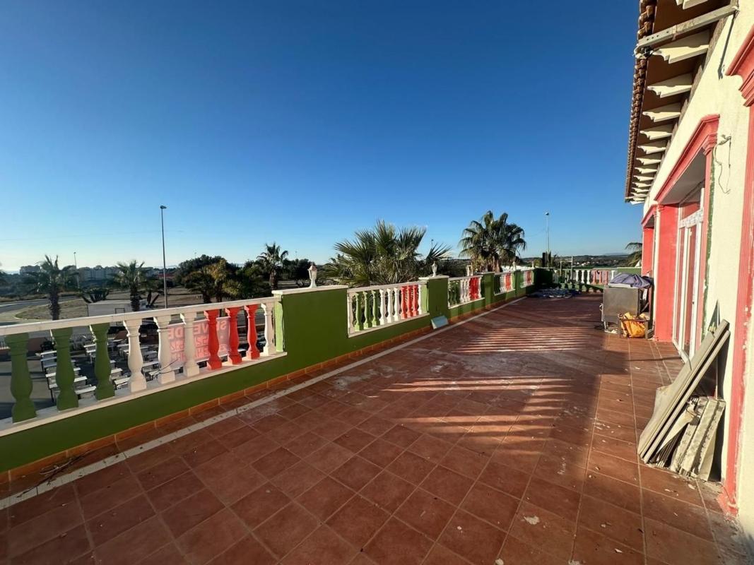 Properties for sale and rent in Spain photo 4