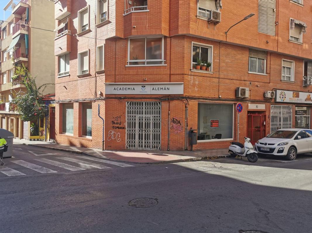 Propiedades en venta y alquiler en España photo 1
