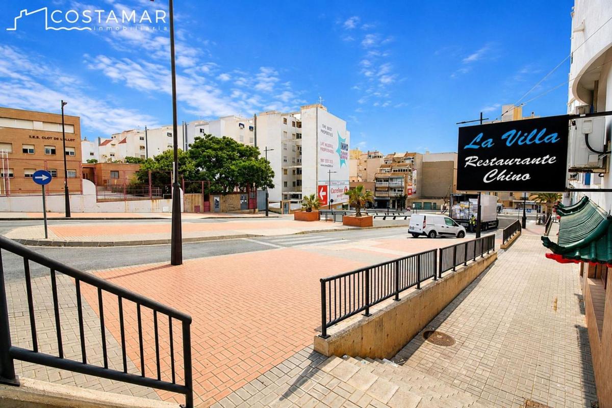 Propiedades en venta y alquiler en España photo 2