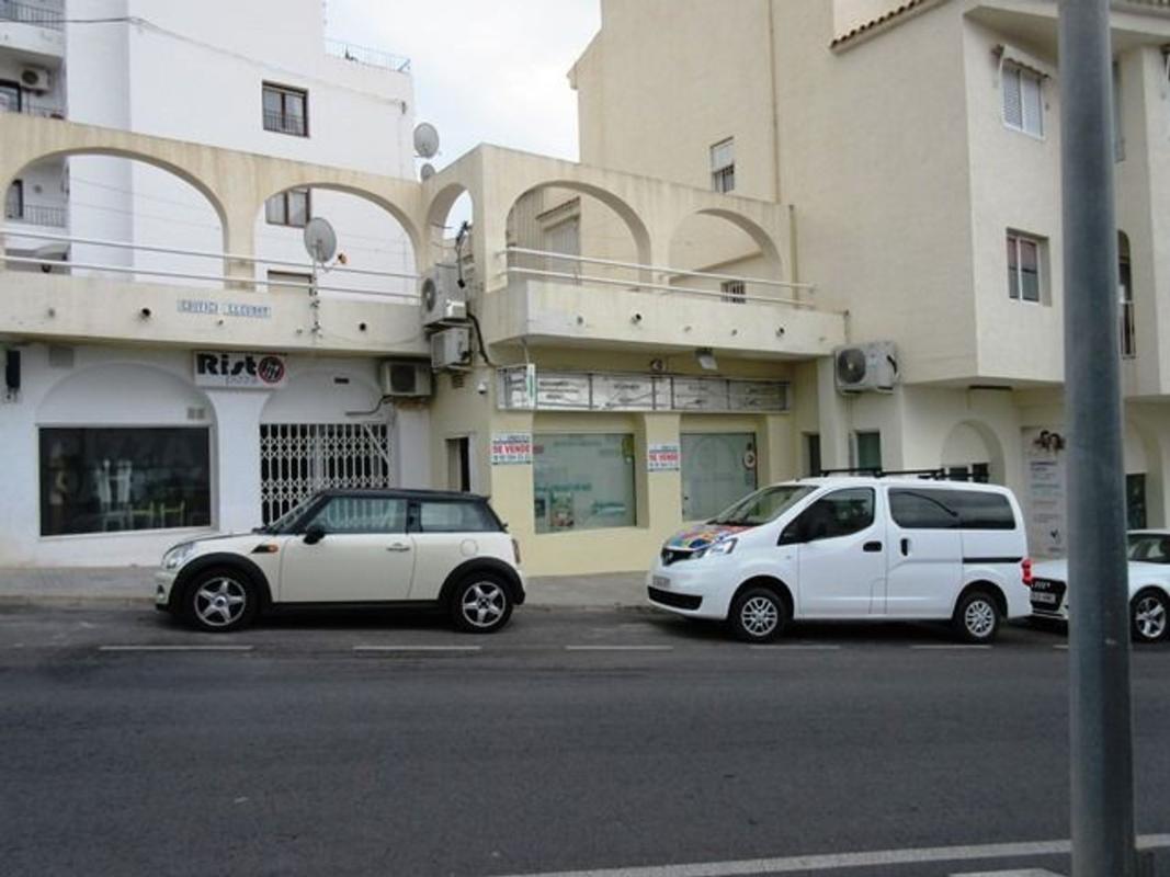 Propiedades en venta y alquiler en España photo 4