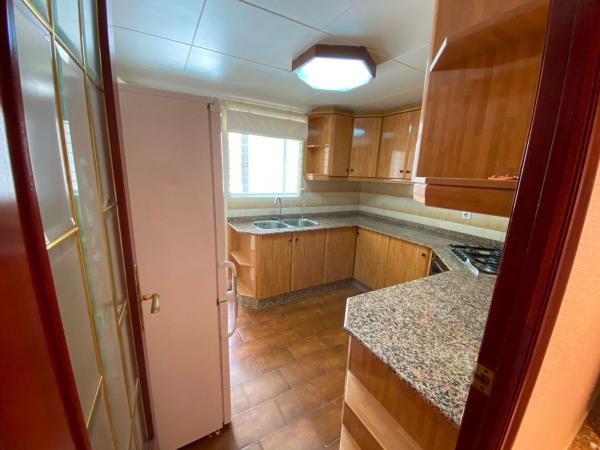 Sale of flat in Piso en Avenida Historia Bernardo Herr, Sax, Sax
thumbnail 1
