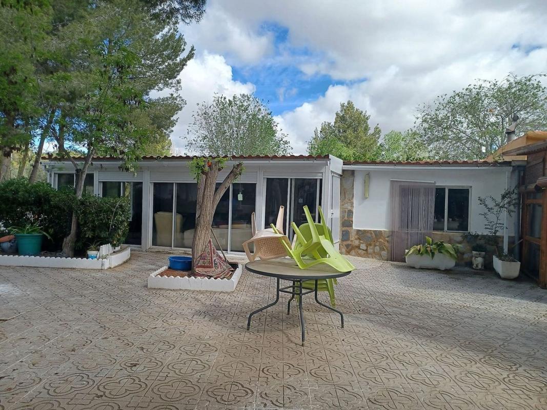 Sale of independent chalet in Casa o chalet en Sax, Sax
photo 1