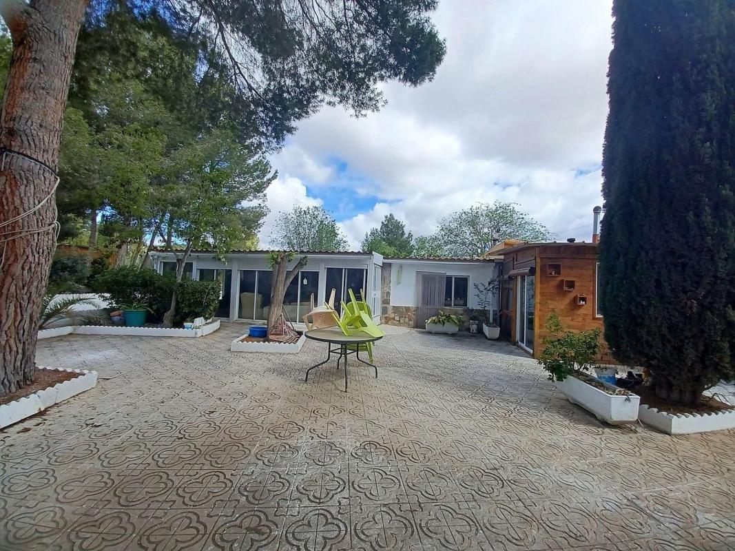 Sale of independent chalet in Casa o chalet en Sax, Sax
photo 4