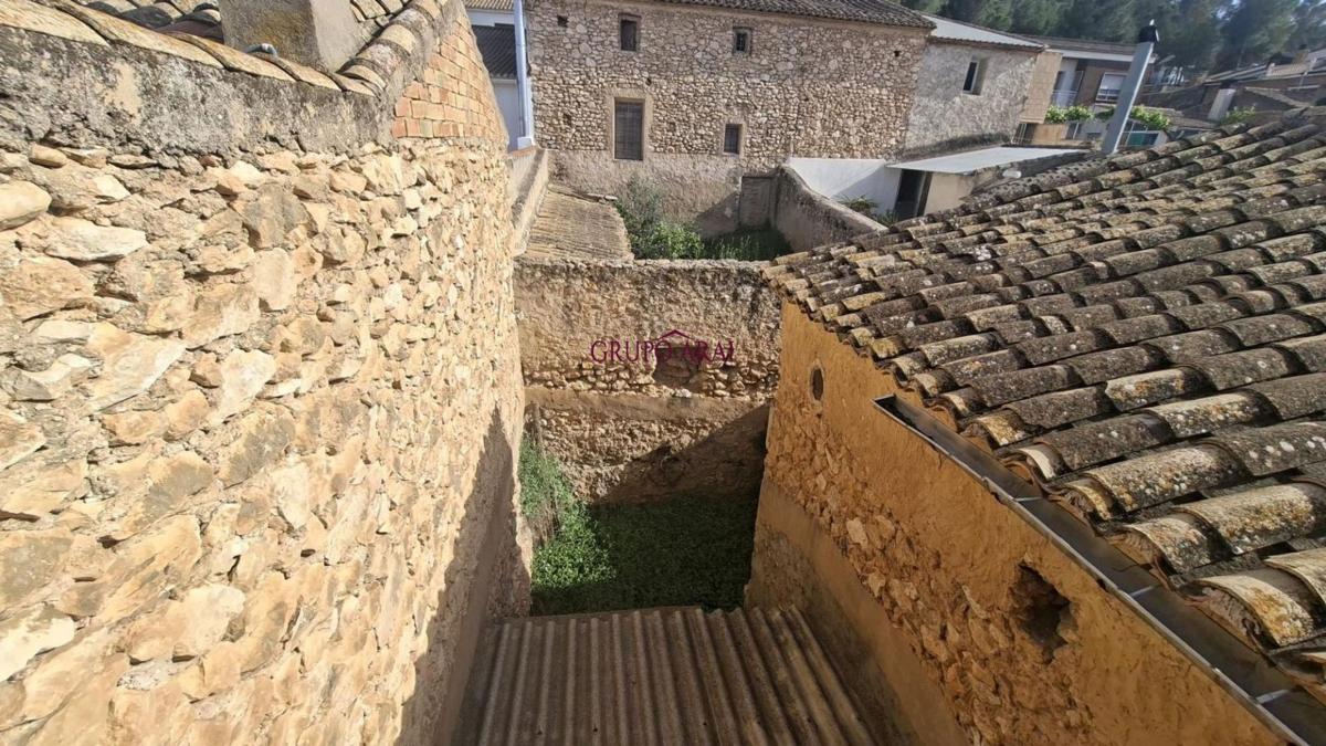 Propiedades en venta y alquiler en España photo 1