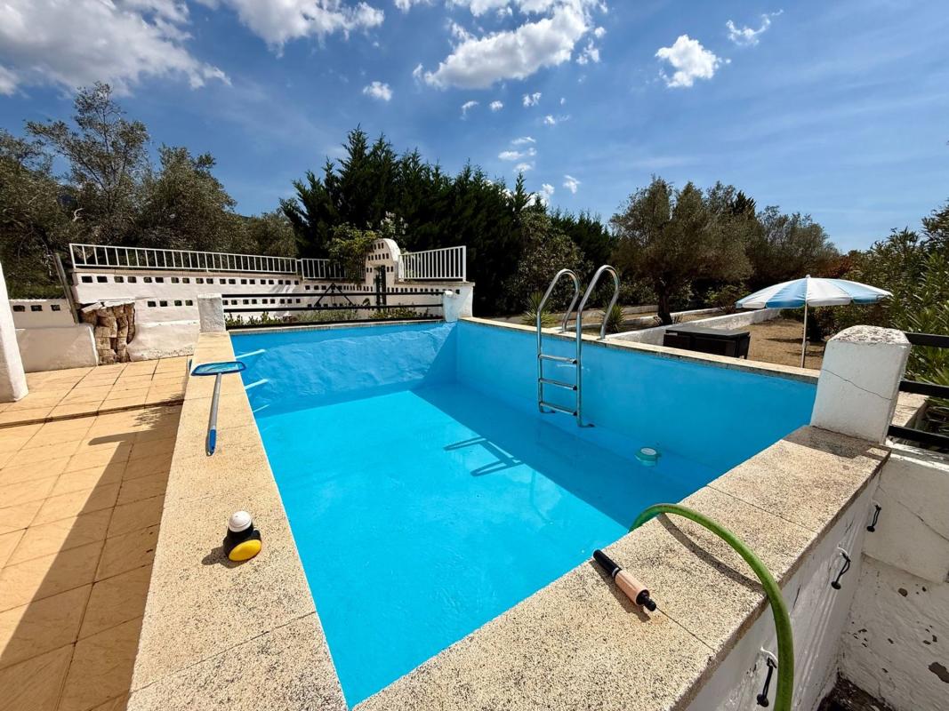 Properties for sale and rent in Spain photo 4