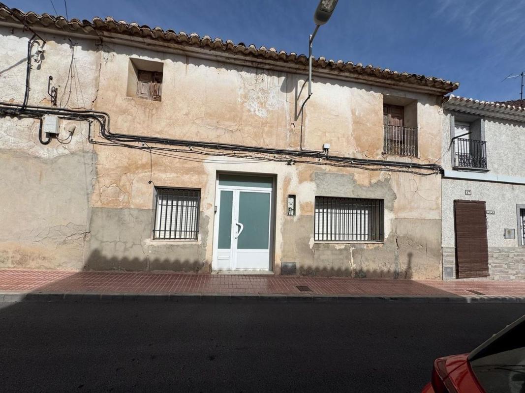 Propiedades en venta y alquiler en España photo 2
