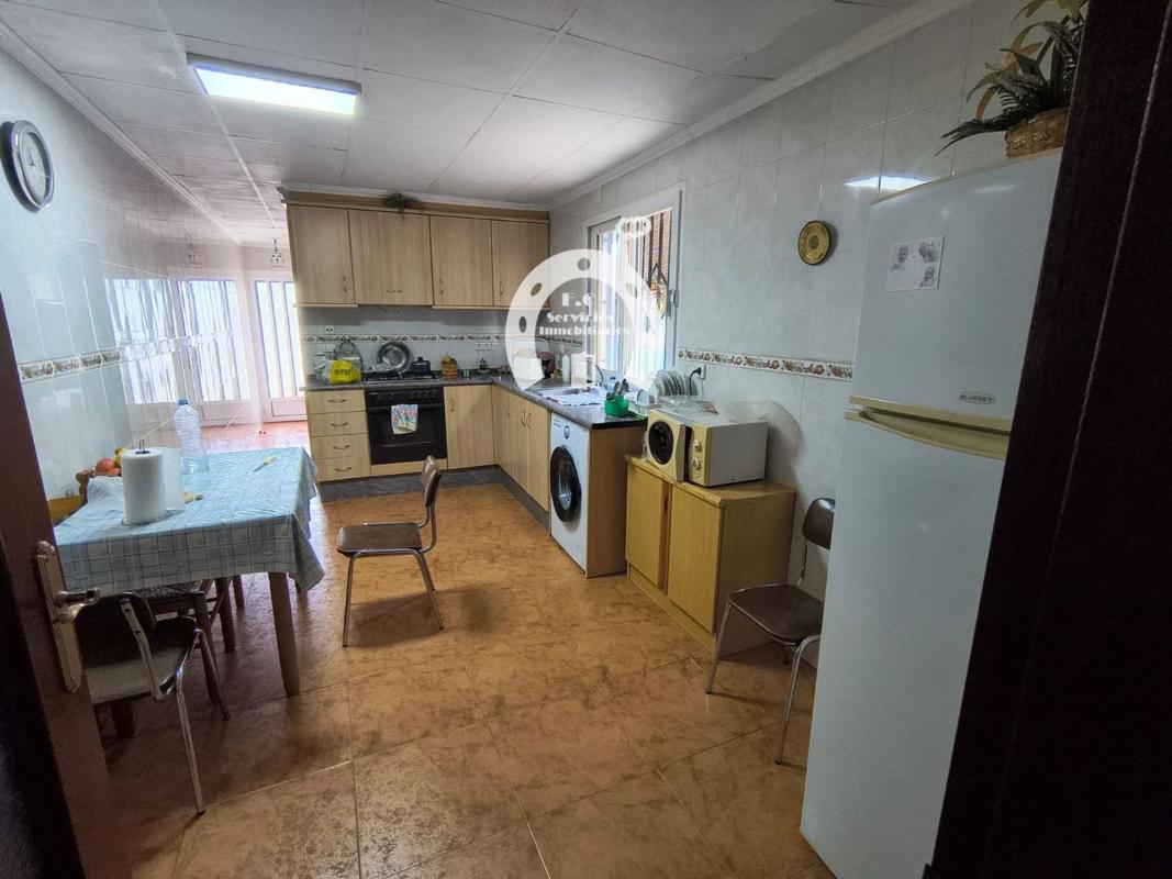 Properties for sale and rent in Spain photo 4
