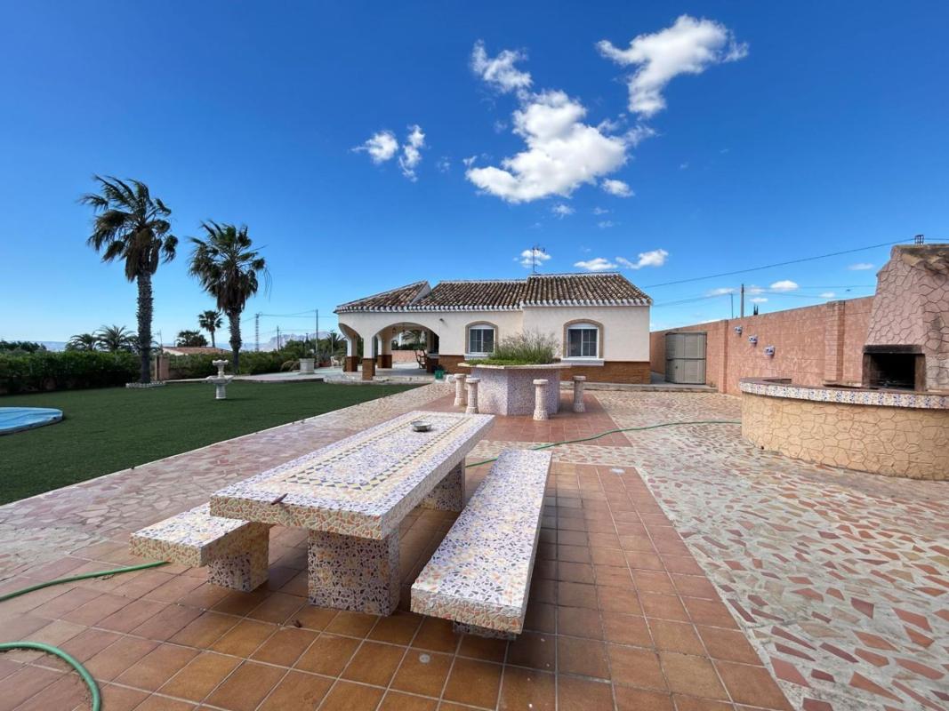 Properties for sale and rent in Spain photo 2