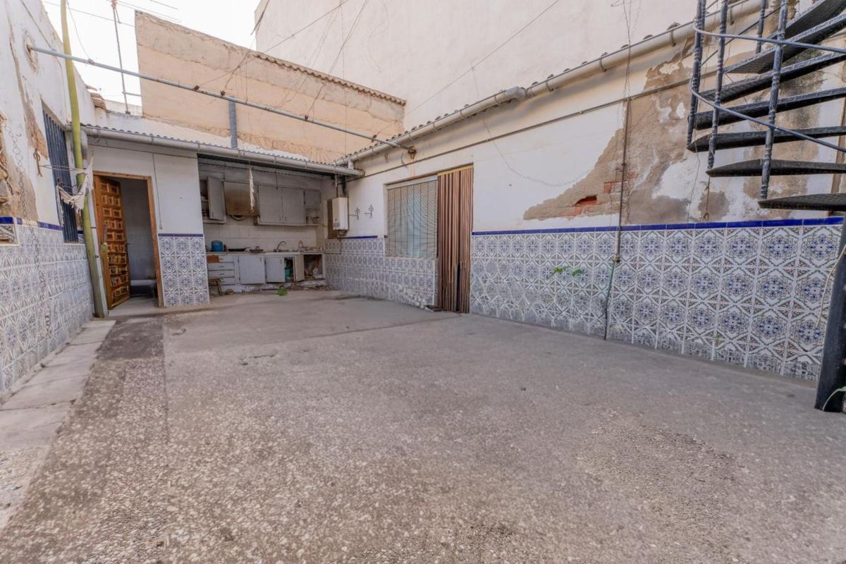 Properties for sale and rent in Spain photo 5
