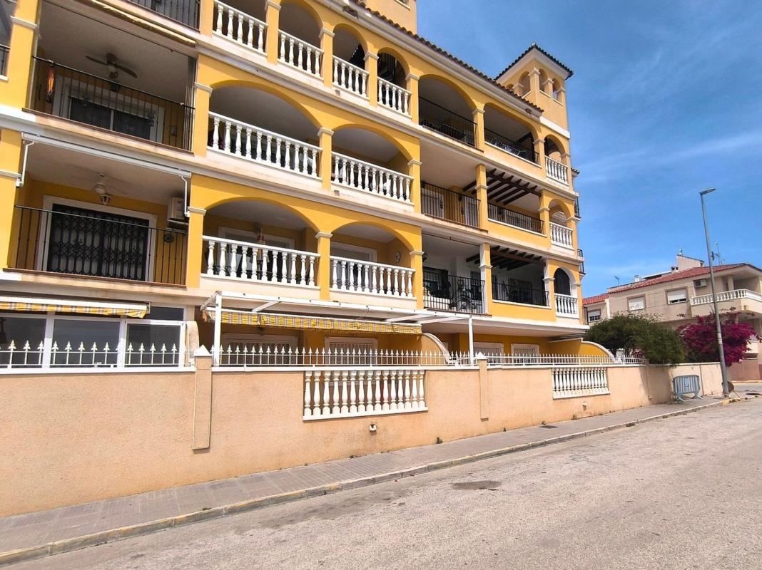 Продажа квартиры на Piso en Calle Comunidad Valenciana, 30, Algorfa, Алгорфа
photo 1