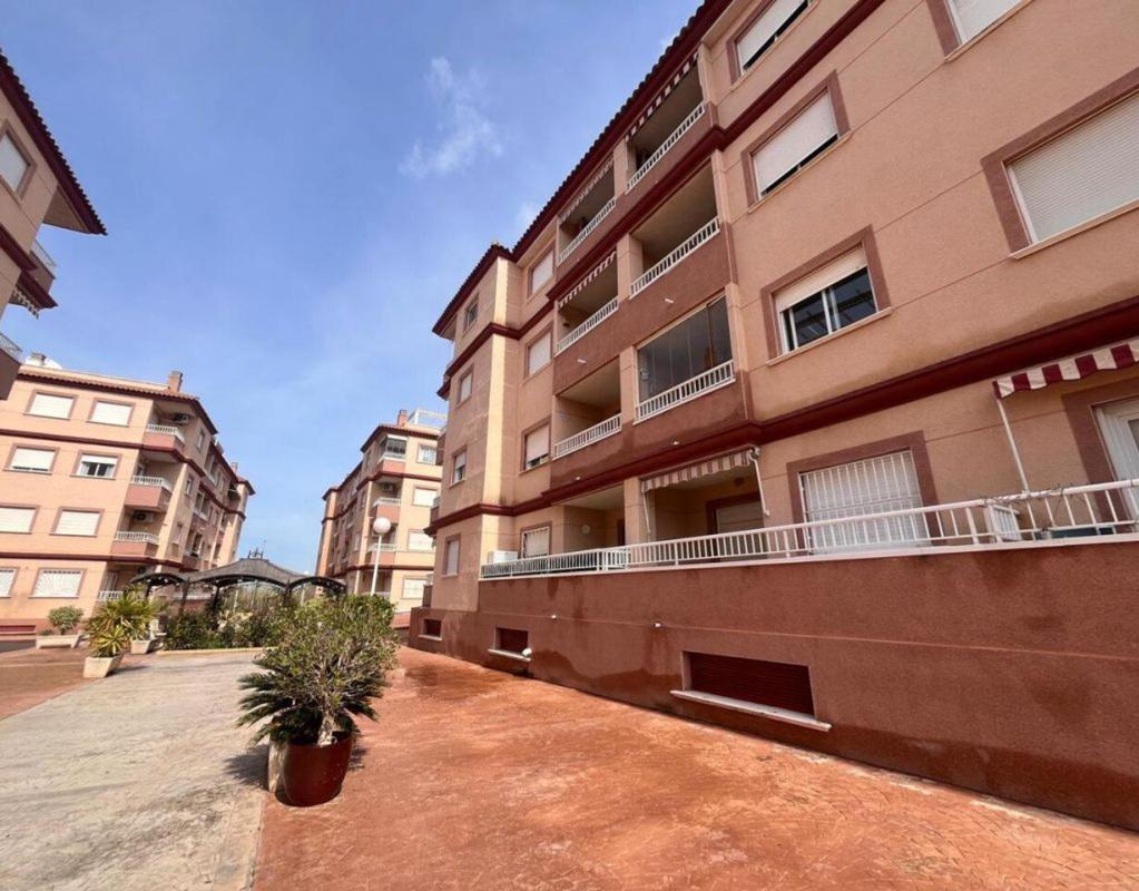 Venta de piso en Piso en Avenida de María del Mar Rodríguez, Algorfa, Algorfa
photo 2
