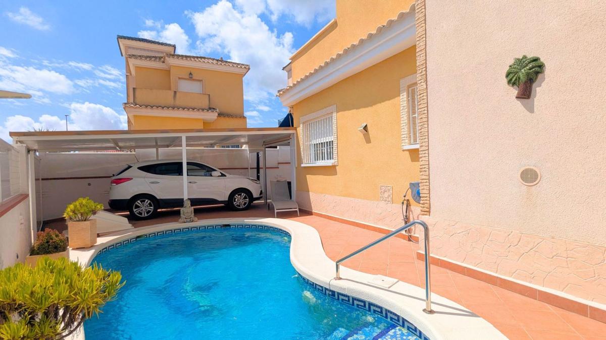 Propiedades en venta y alquiler en España photo 4