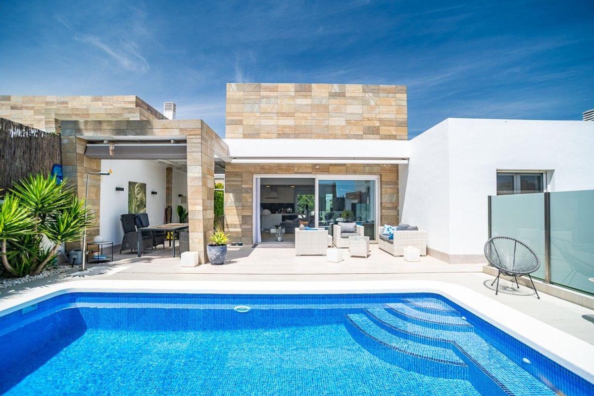 Sale of independent chalet in Casa o chalet en Algorfa, Algorfa
photo 3