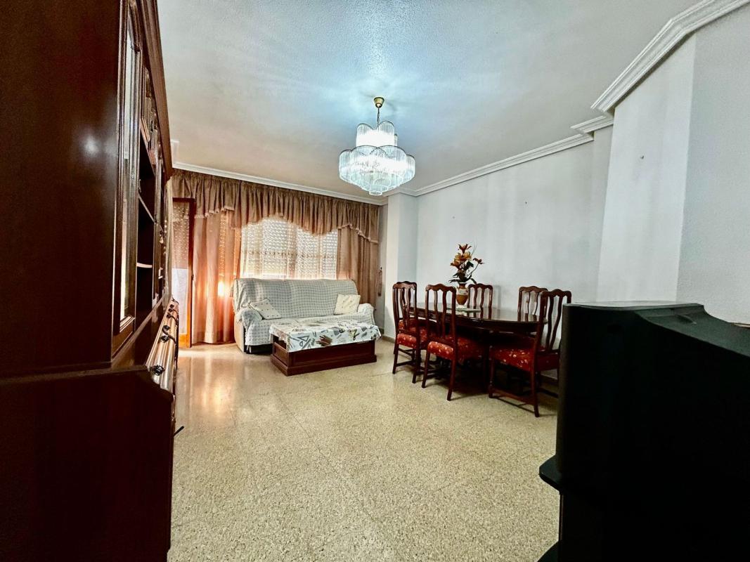 Venta de piso en Piso en Plaza de la Libertad, Almoradí, Almoradí
photo 4