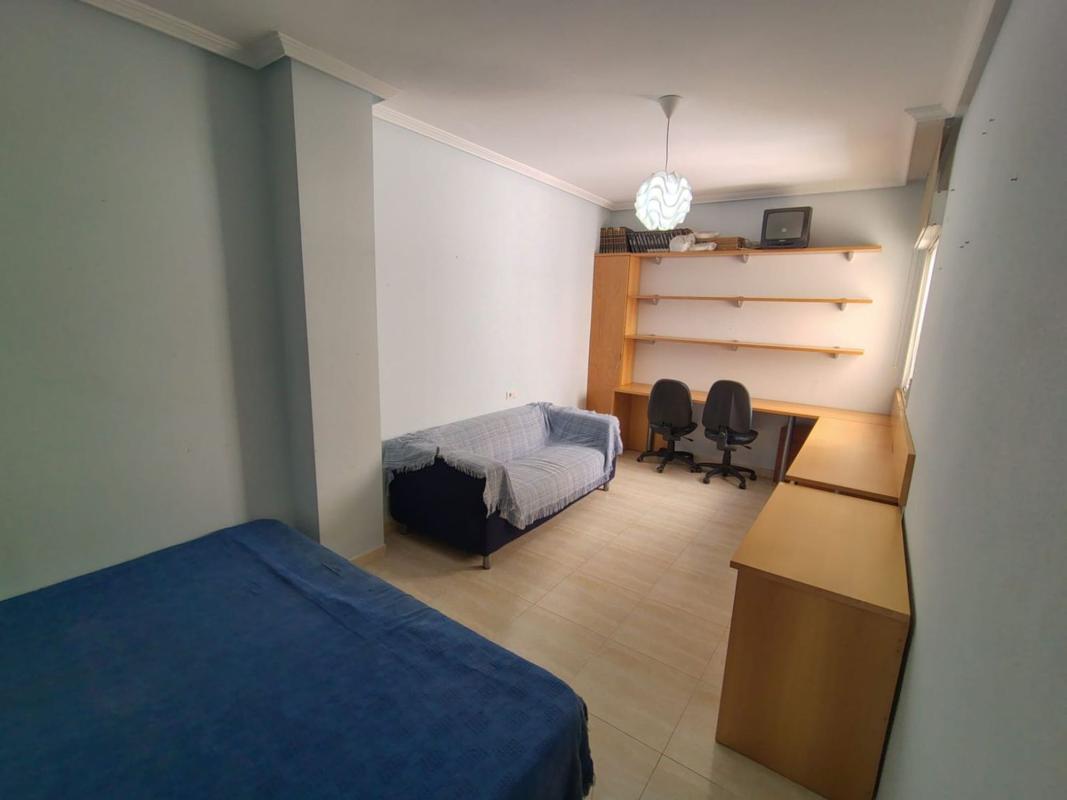 Venta de piso en Piso en Calle Jacinto Benavente, Almoradí, Almoradí
photo 3